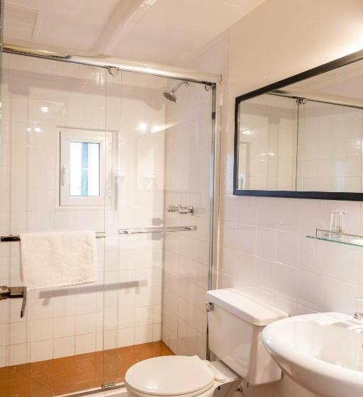 Общежитие Hostal Corihuasi