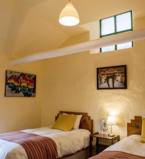 Общежитие Hostal Corihuasi