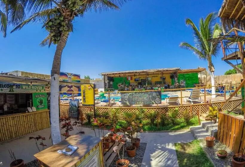 هاستل Wild Rover Beach Mancora