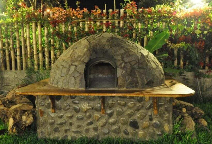 El Molino Hotel Y Restaurant