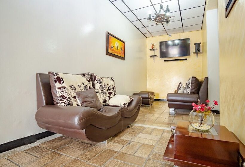 בית מלון כפרי Ayenda Europa