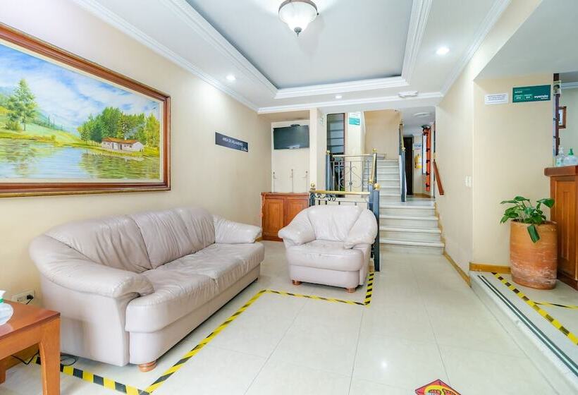 Отель Ayenda La Antigua