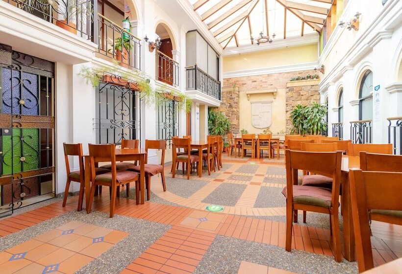 Отель Ayenda La Antigua