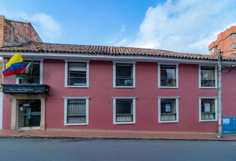 Отель Ayenda La Antigua