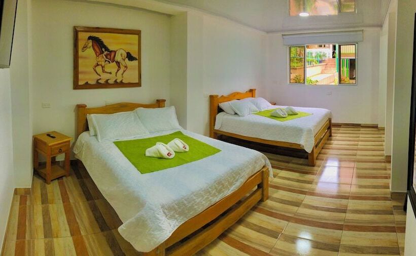 هاستل La Floresta Salento