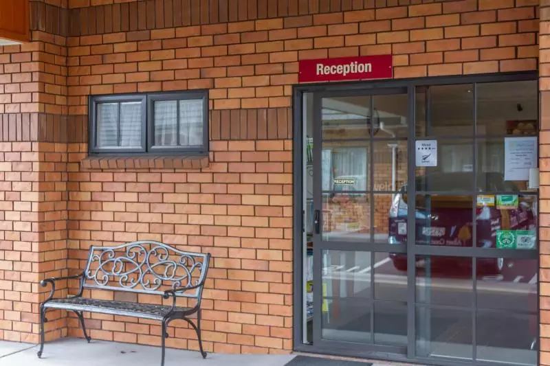 Hotelli Albert Court Motor Lodge
