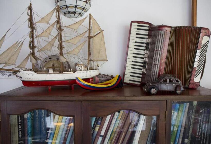 هتل Casa Belle Epoque