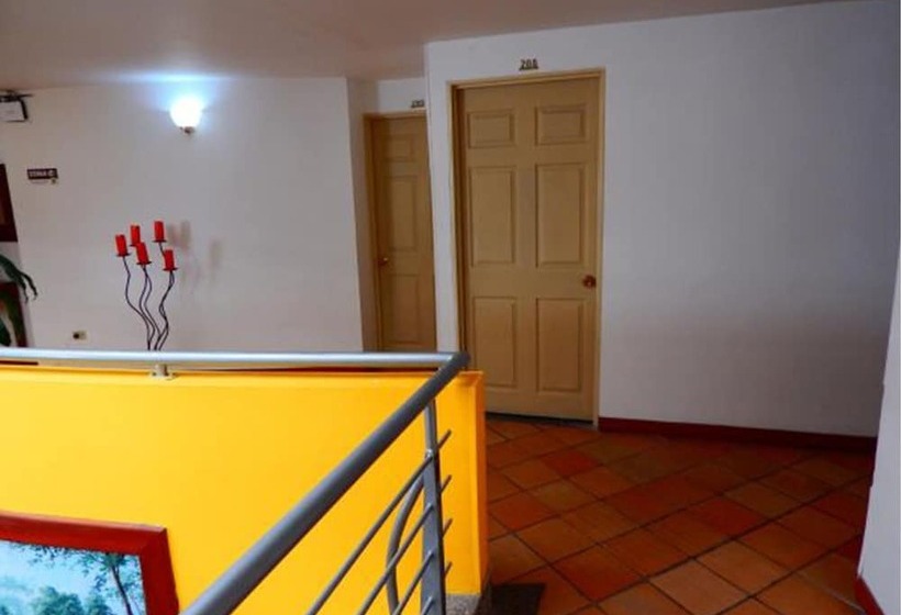 هتل Castillo Real