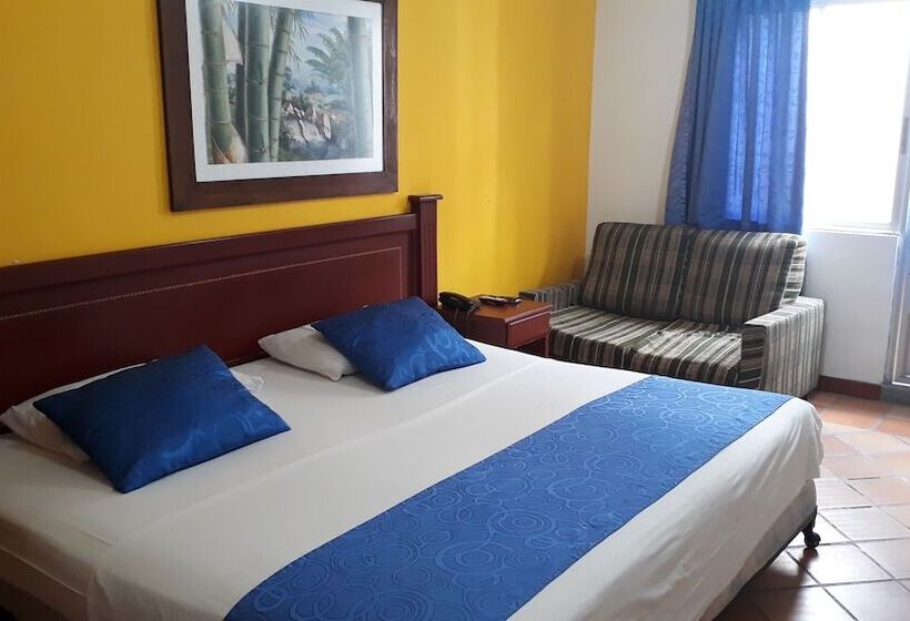 هتل Castillo Real