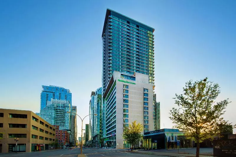 Holiday Inn Hotel & Suites   Montreal Centre Ville Ouest, An Ihg