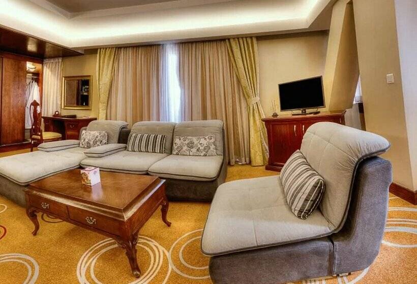 ホテル Shiraz Grand