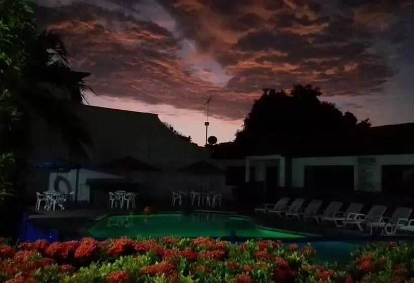 ホテル Villa Ricaurte