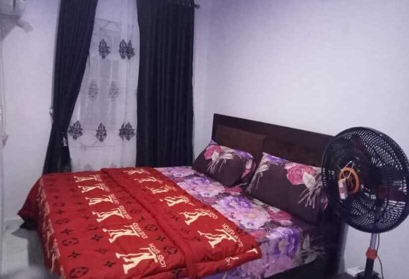 Sun City Hotel & Suites