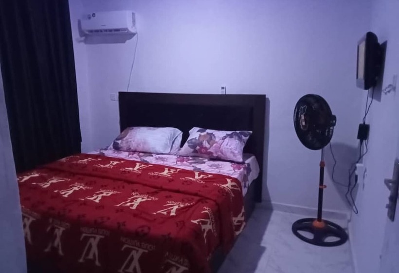 Sun City Hotel & Suites