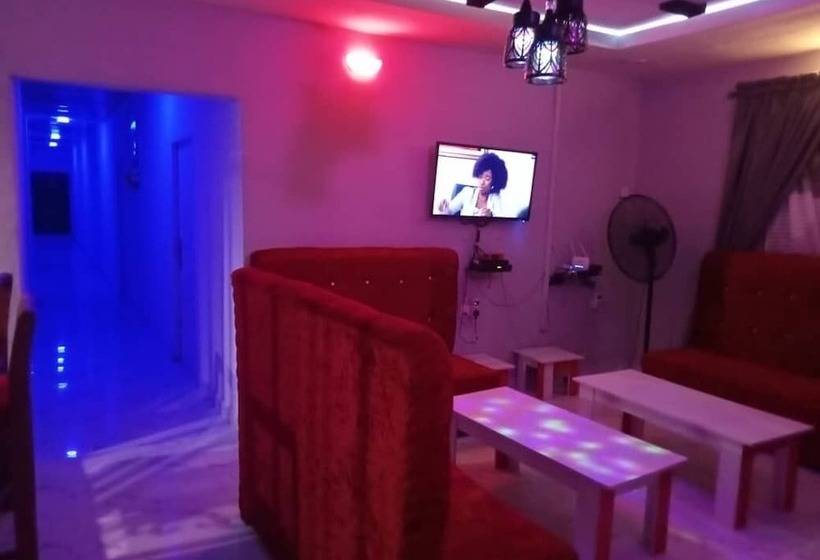 Sun City Hotel & Suites