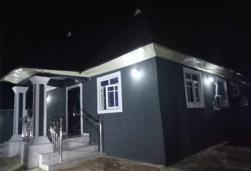 Sun City Hotel & Suites