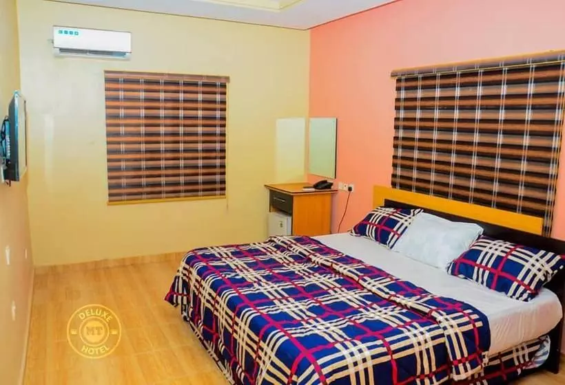 Mt Deluxe Hotel Asaba