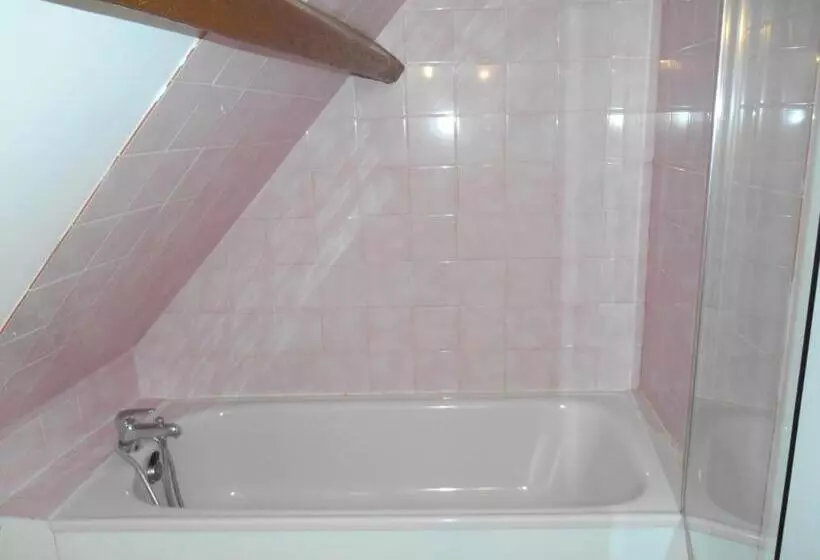 ベッドアンドブレックファースト Chambres D Hôtes   La Grand  Maison