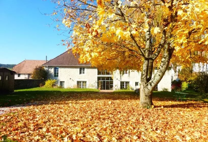 Aamiaismajoitus (B&B) Chambres D'hôtes Béred Vuillemin