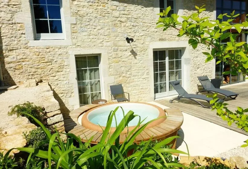 Aamiaismajoitus (B&B) Chambres D'hôtes Béred Vuillemin