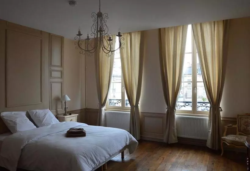 Aamiaismajoitus (B&B) Demeure D'argonne