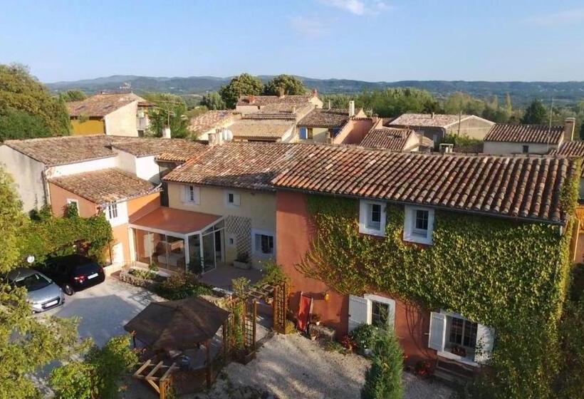 Aamiaismajoitus (B&B) Les Passiflores