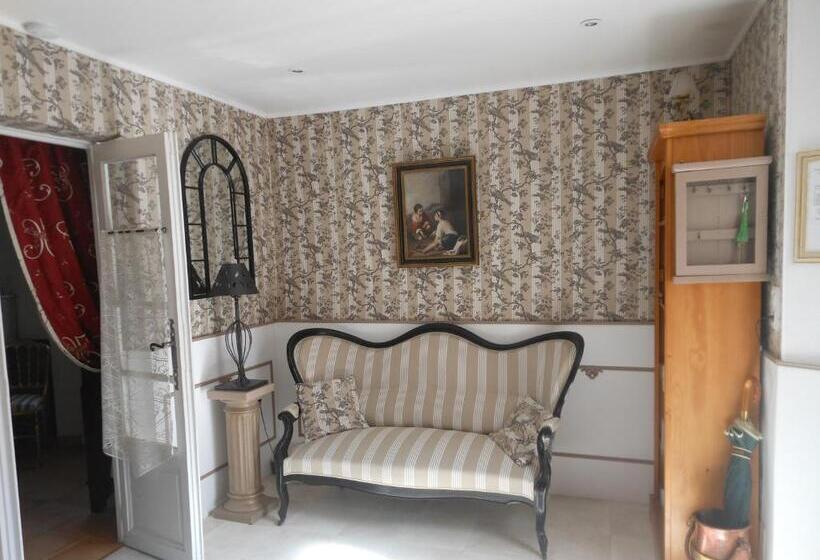 Aamiaismajoitus (B&B) Les Passiflores