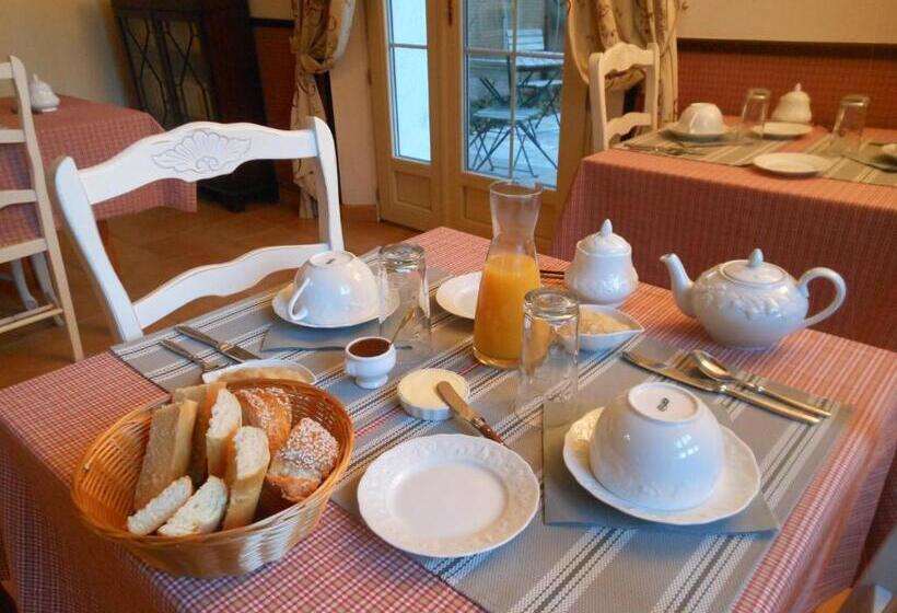 Aamiaismajoitus (B&B) Les Passiflores