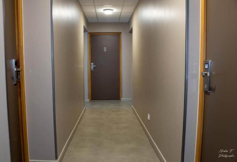 בית מלון כפרי De La Cathedrale