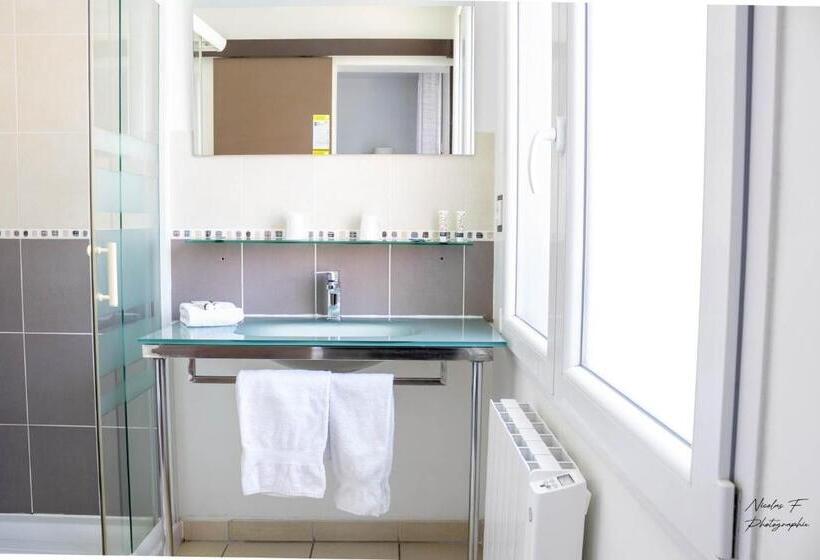 בית מלון כפרי De La Cathedrale