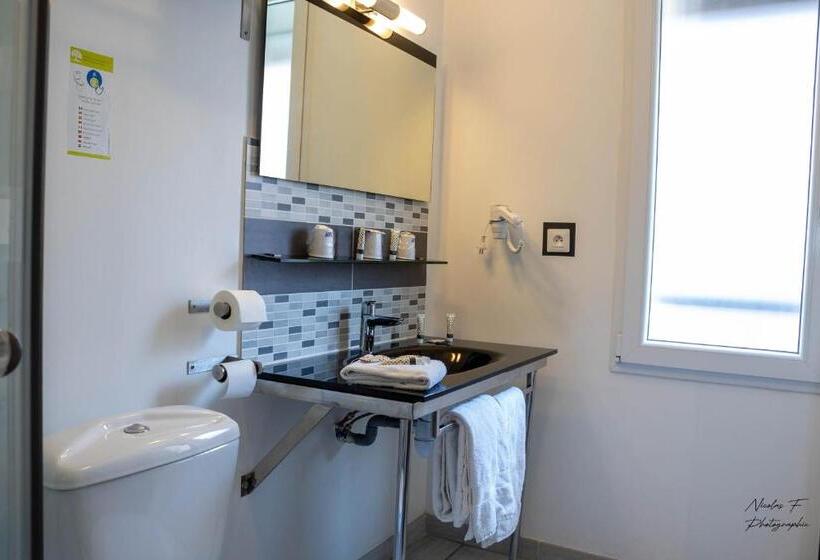 בית מלון כפרי De La Cathedrale