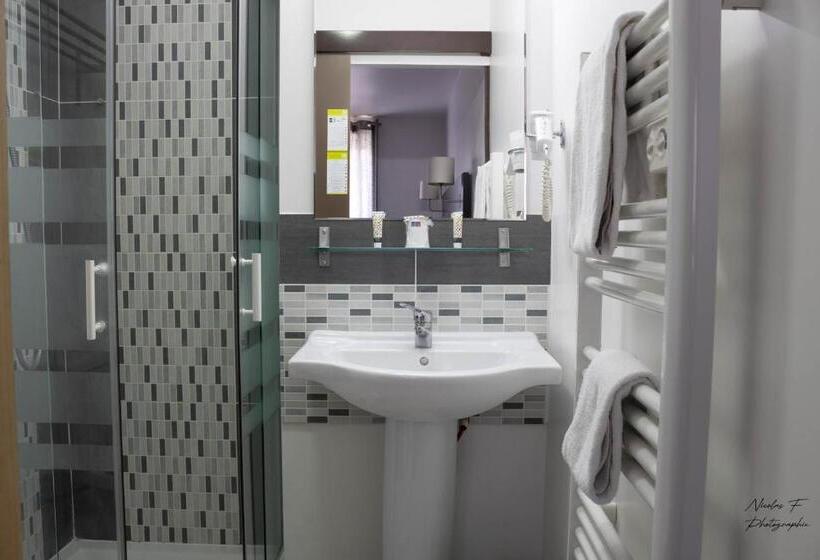 בית מלון כפרי De La Cathedrale