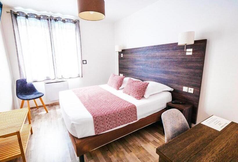 בית מלון כפרי De La Cathedrale