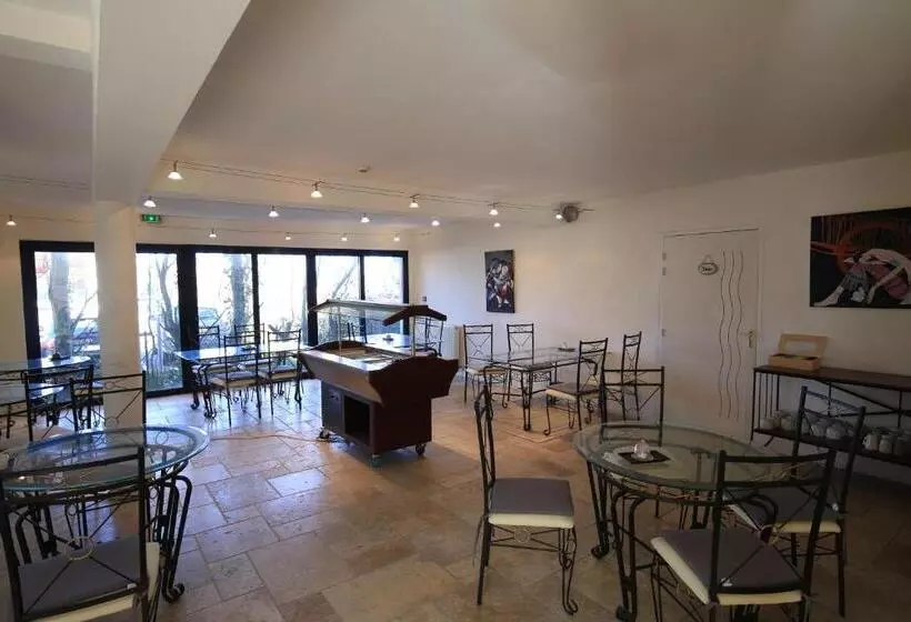 ホテル Hôtel Ilargi
