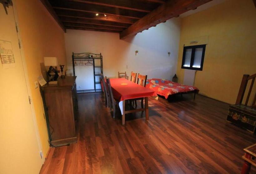 Hotelli Hôtel Ilargi