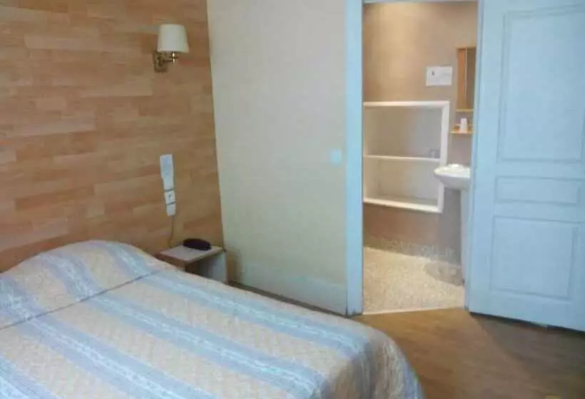 هتل Hôtel Lamartine Parking Dauphine