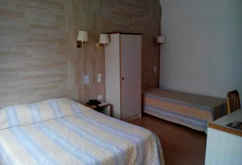 هتل Hôtel Lamartine Parking Dauphine