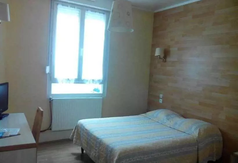هتل Hôtel Lamartine Parking Dauphine