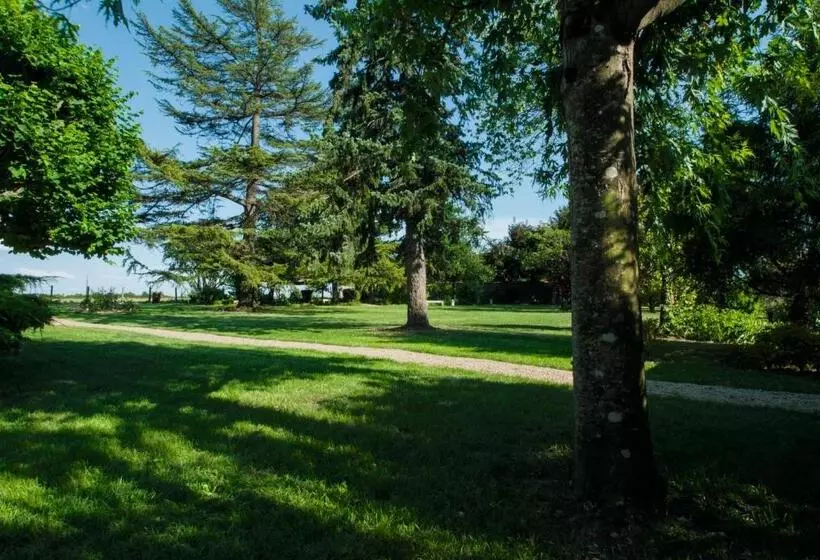 هتل Le Haut Des Lys