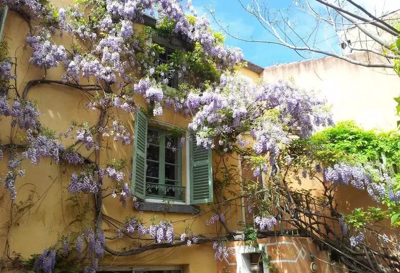 تختخواب و صبحانه Chambres D Hôtes Le Petit Siam : Le Calme En Centre Ville