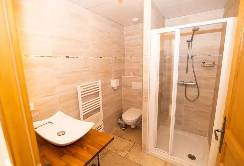 Aamiaismajoitus (B&B) Domaine D Auxonnettes Chambres D Hôtes Et Gîtes