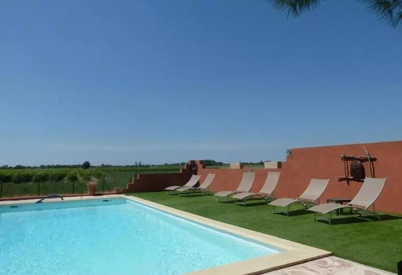 Aamiaismajoitus (B&B) Gites Et Roulottes Du Grand Puits