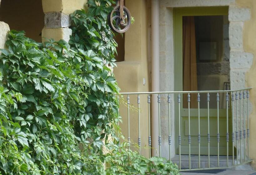 Bed and Breakfast La Clé Des Chants