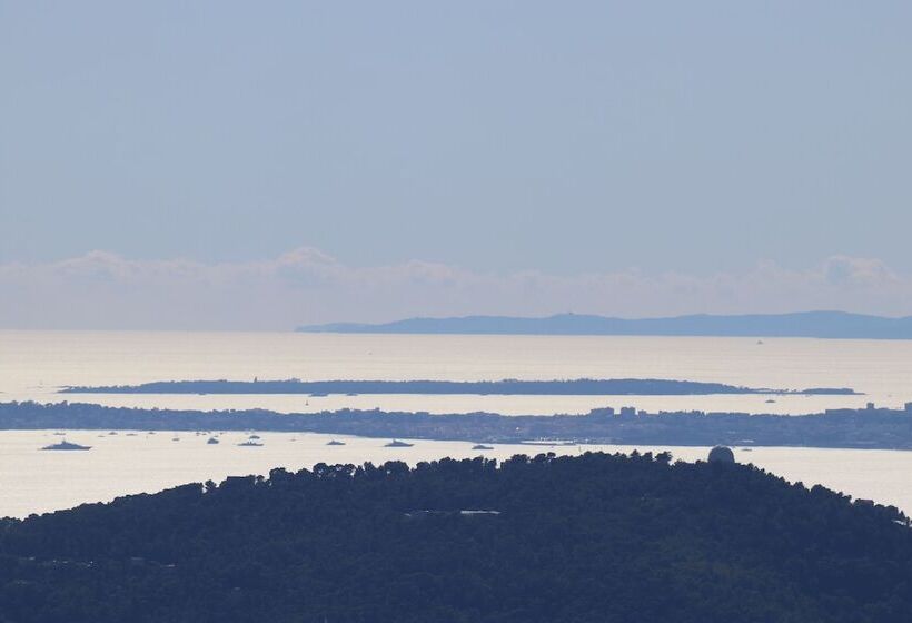 ベッドアンドブレックファースト La Vela