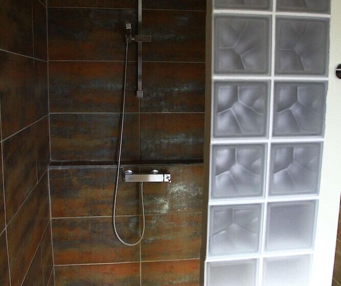 ベッドアンドブレックファースト La Vela