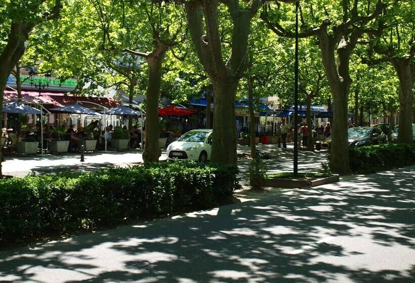 مبيت وإفطار Villa Magnolia Parc   Adults Only