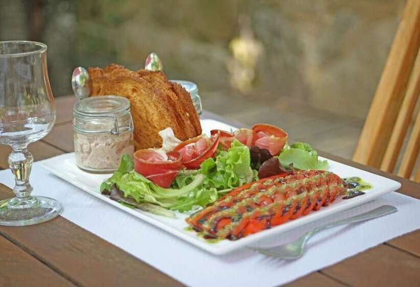 ホテル Auberge De La Foret Bonifatu