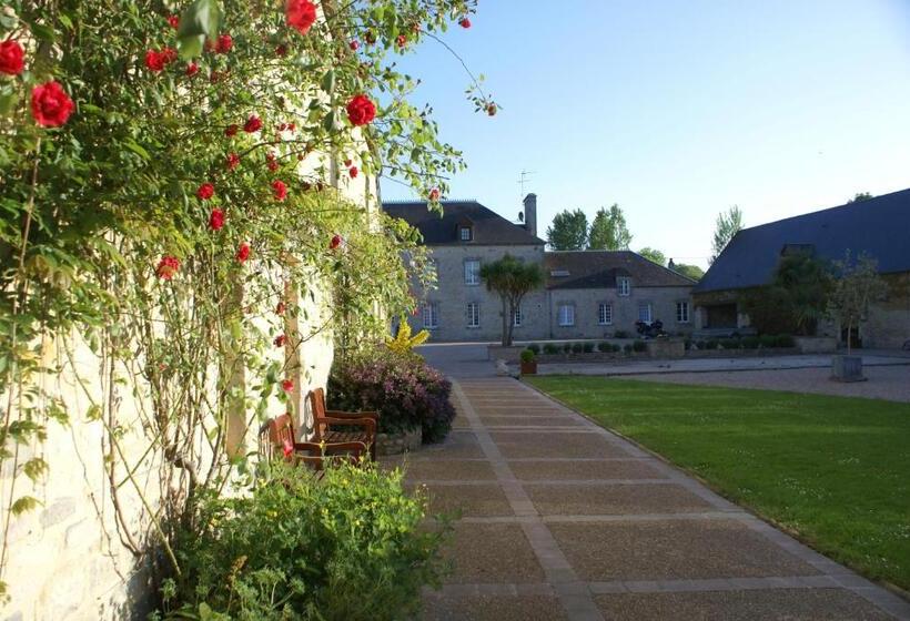 Отель Domaine Utah Beach   Le Grand Hard