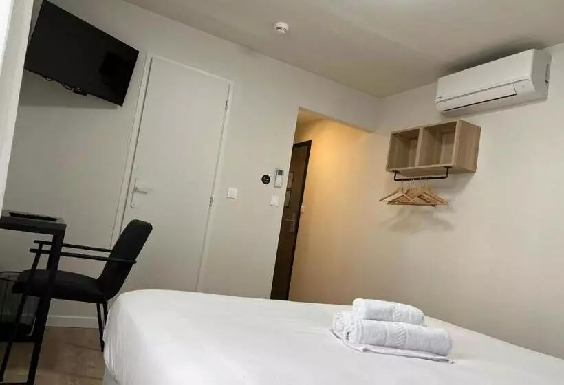 Hotelli Hôtel Le Ponson