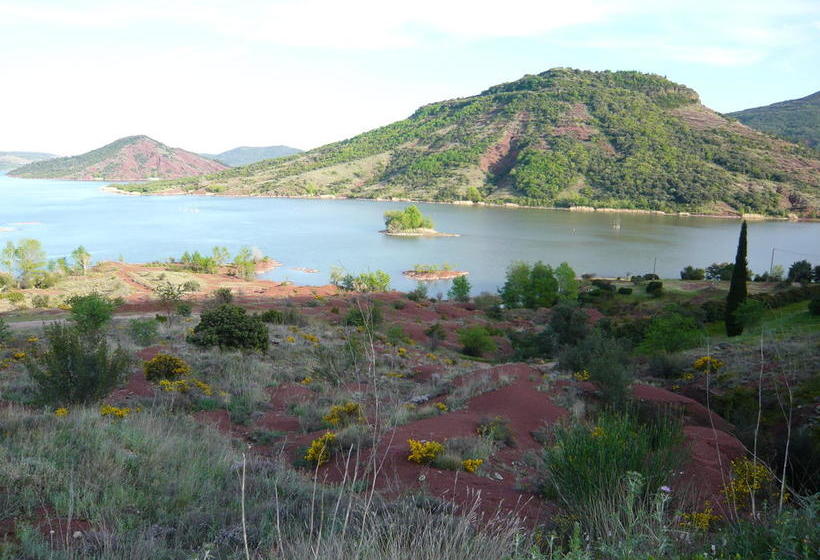 ホテル Restaurant La Calade